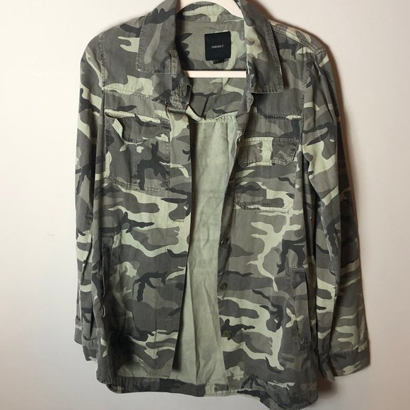 Forever 21 (M) camo denim jacket - Picture 1 of 4